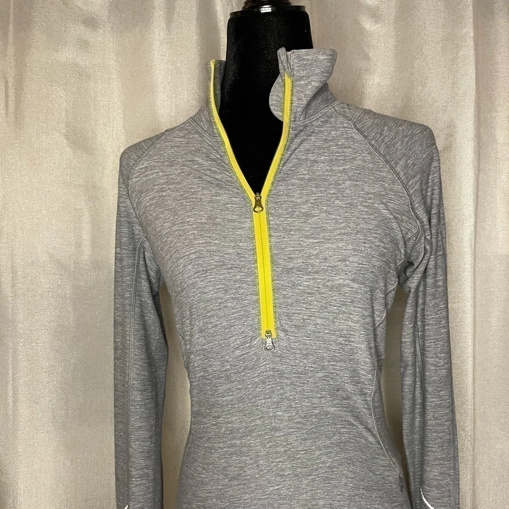 Lululemon Grey 1/2 Zip Pullover small- medium - Picture 3 of 5